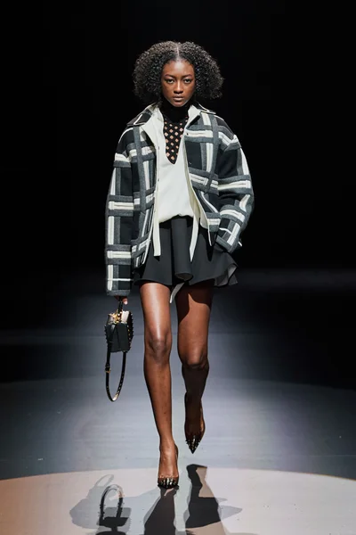 Look 20